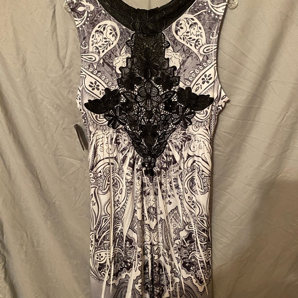 Dress - Picture 2 of 2